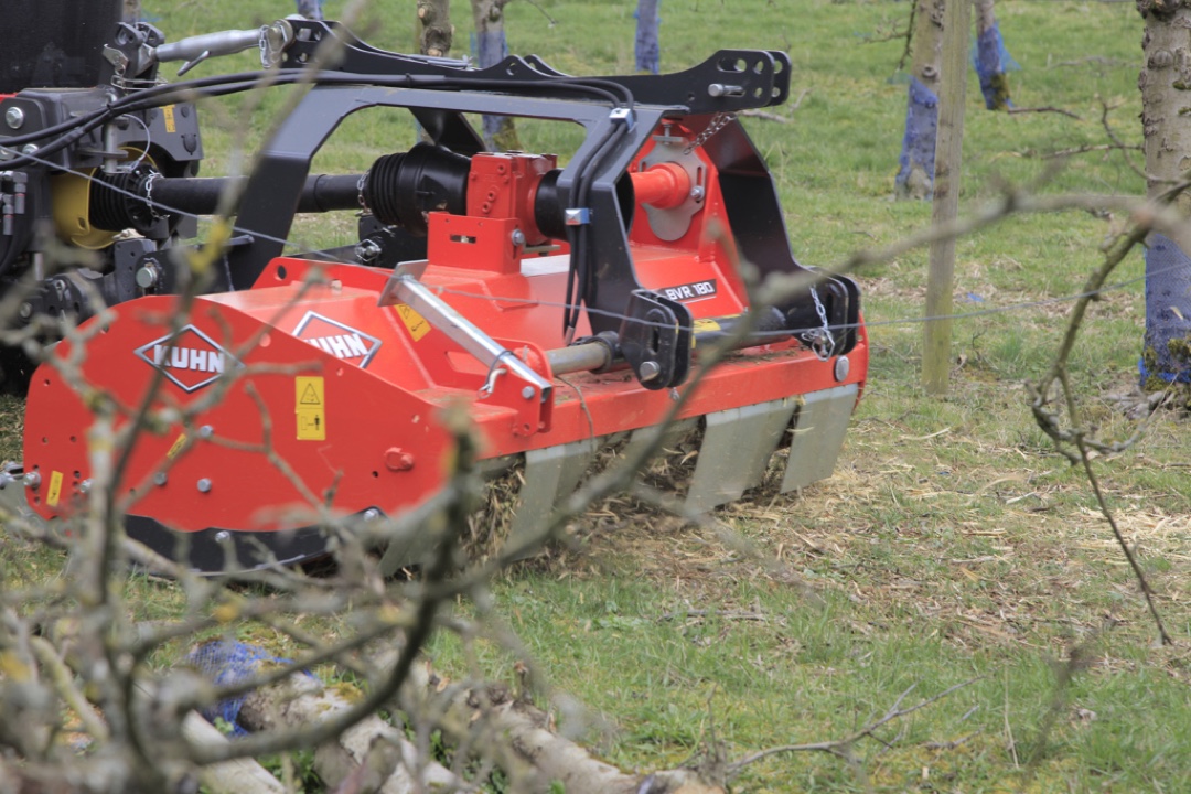 Kuhn BVR 180 Schlegelmulcher im Einsatz